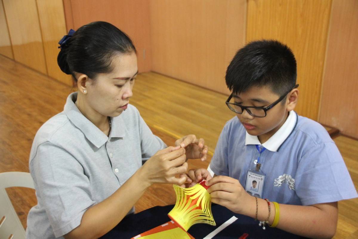 Menanamkan Sifat Murah Hati pada Anak-anak