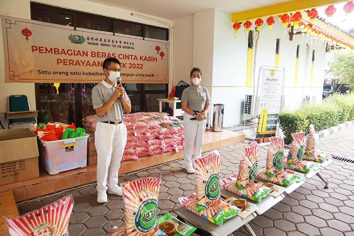 Beras Cinta Kasih Terus Mengalir dalam Momen Imlek Nasional 2022