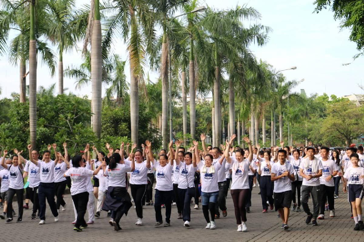 Sehat, Bahagia, dan Kreatif di Family Fun Walk DAAI TV Medan