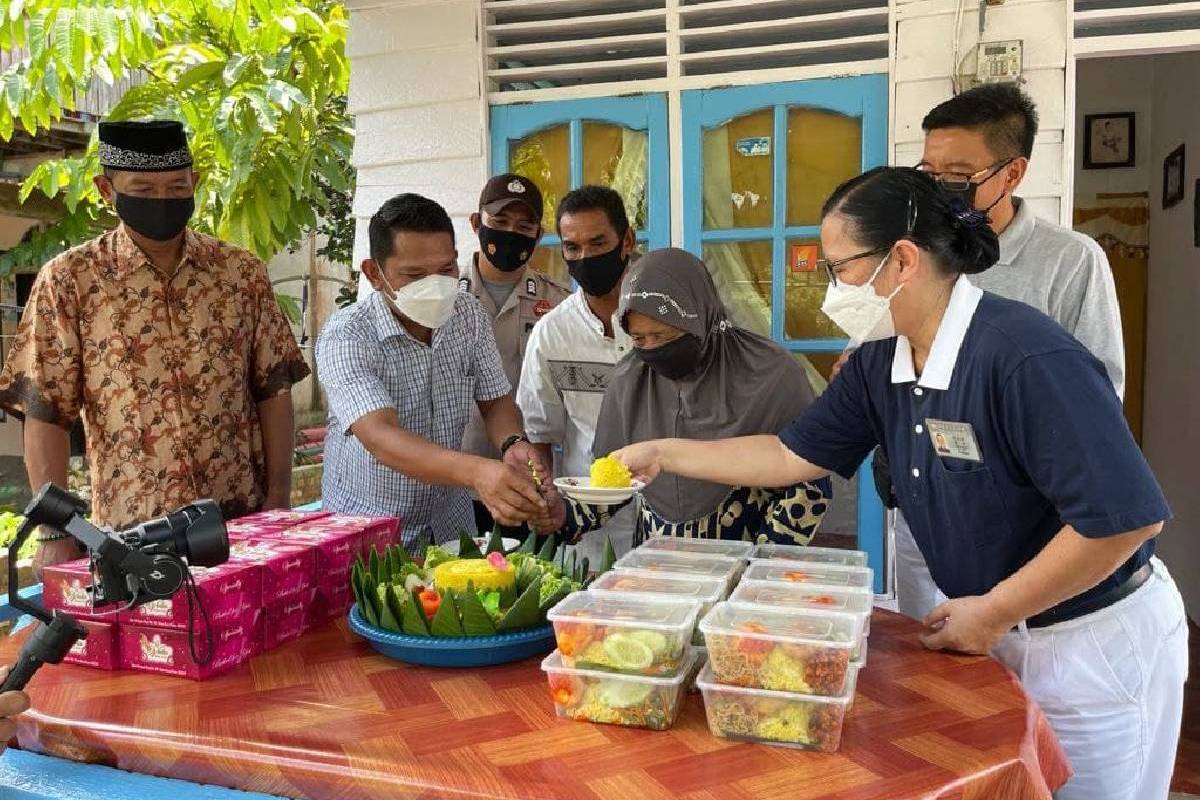 Himpunan Cinta Kasih untuk Nenek Gadih