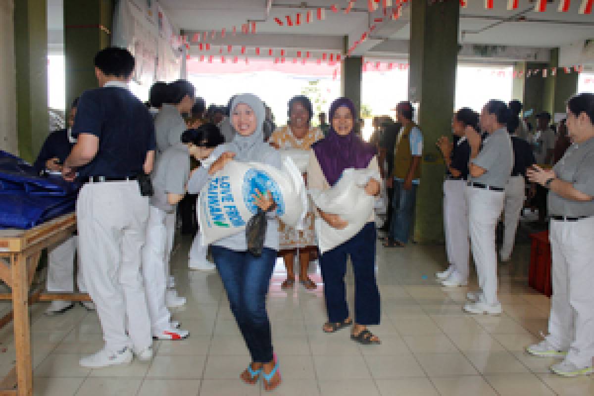 “Menebar Benih Cinta Kasih di Rusun Marunda”