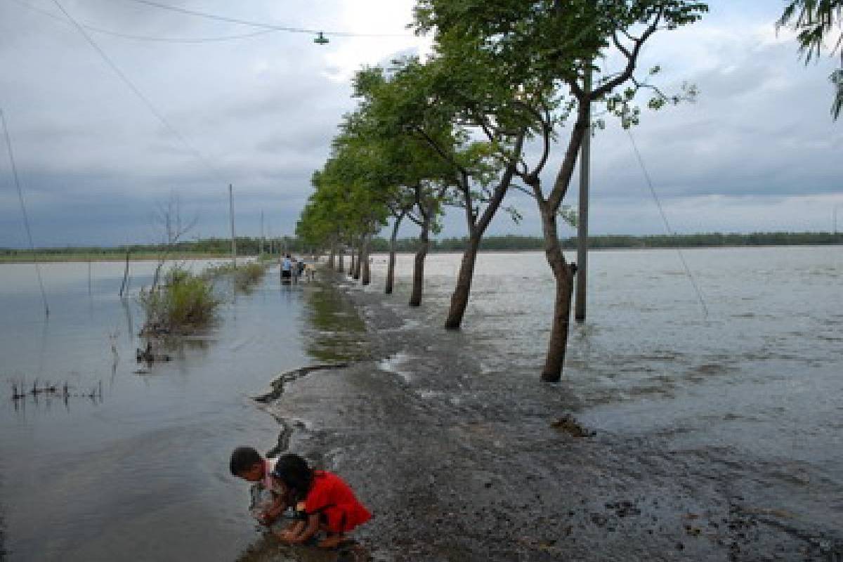 Banjir Masih Menggenang di Pati