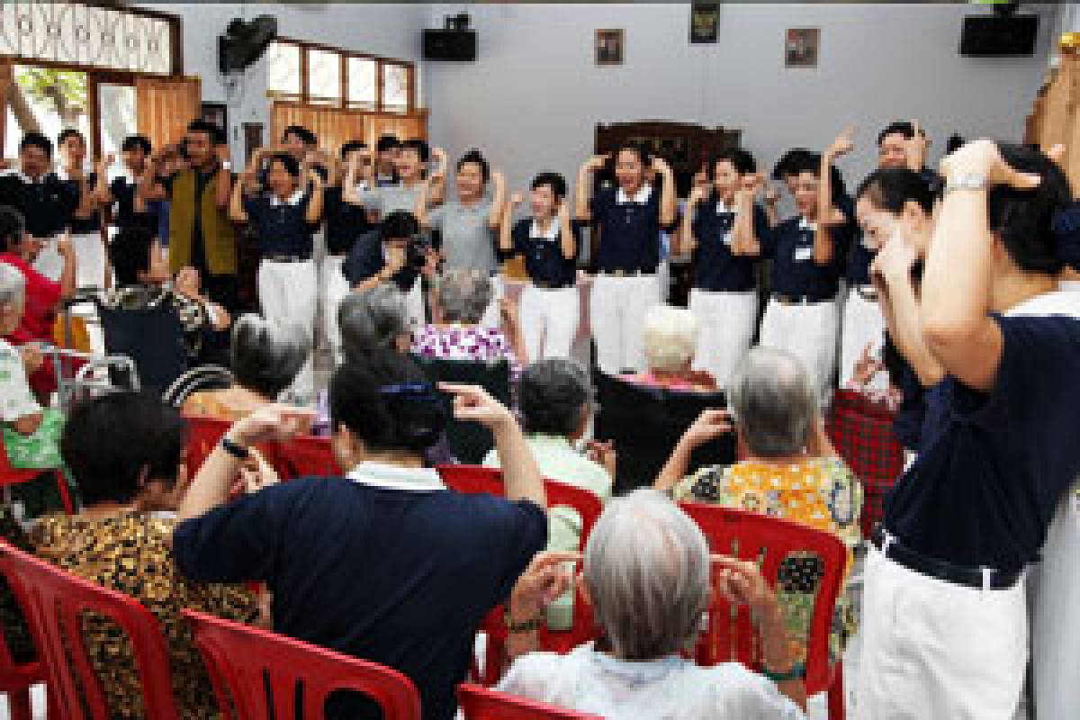 Hari  Bahagia Oma dan Opa