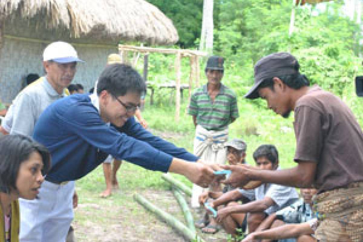 Baksos NTT: Cinta Kasih di Tarimbang (Bag.2)