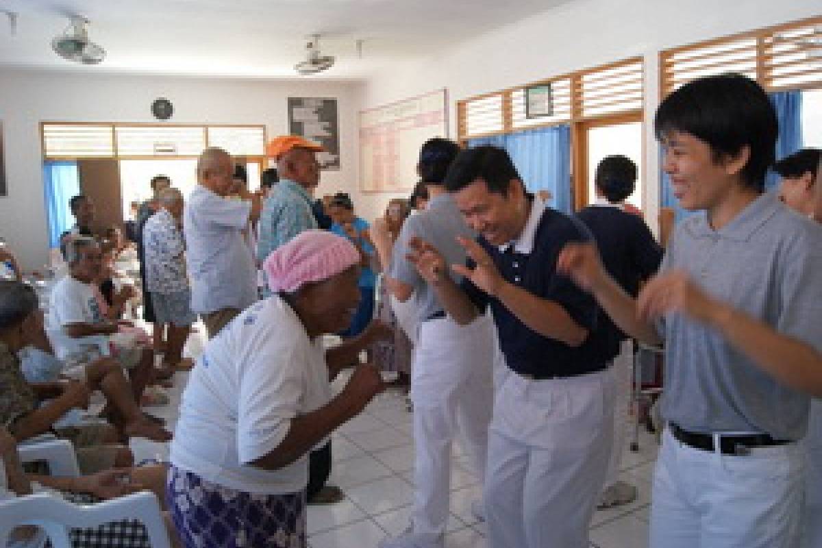 Memberi dengan Cinta Kasih