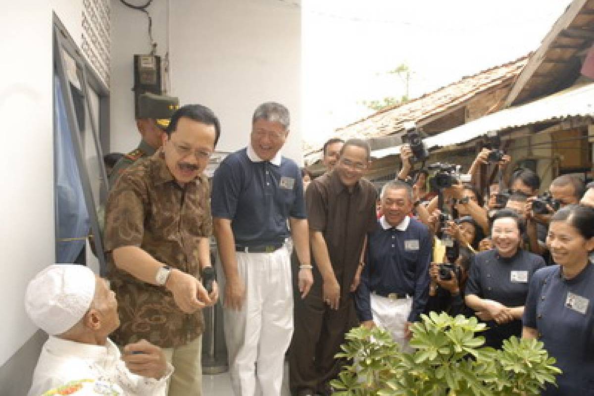 Berkah Ramadan bagi Kelapa Gading