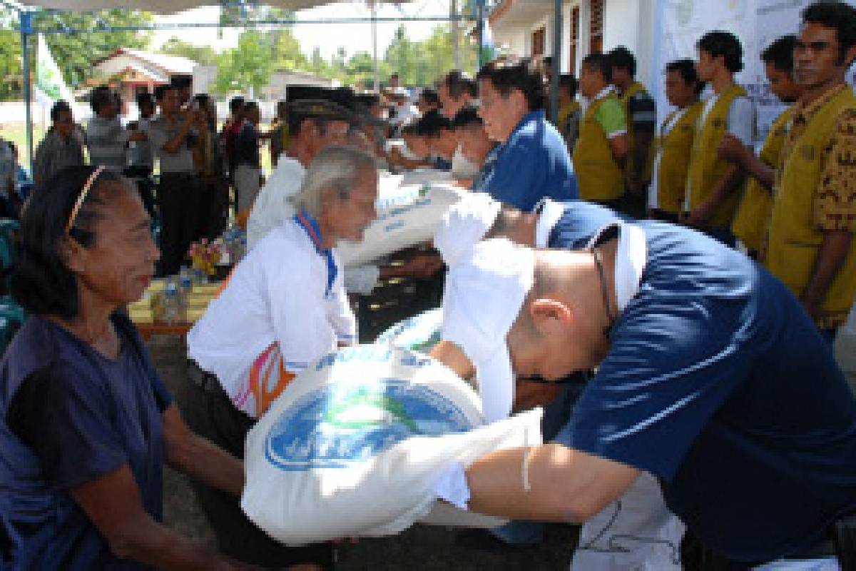 Baksos NTT: Kehidupan Boleh Keras, Hati Tetap Lembut (Bag. 1)