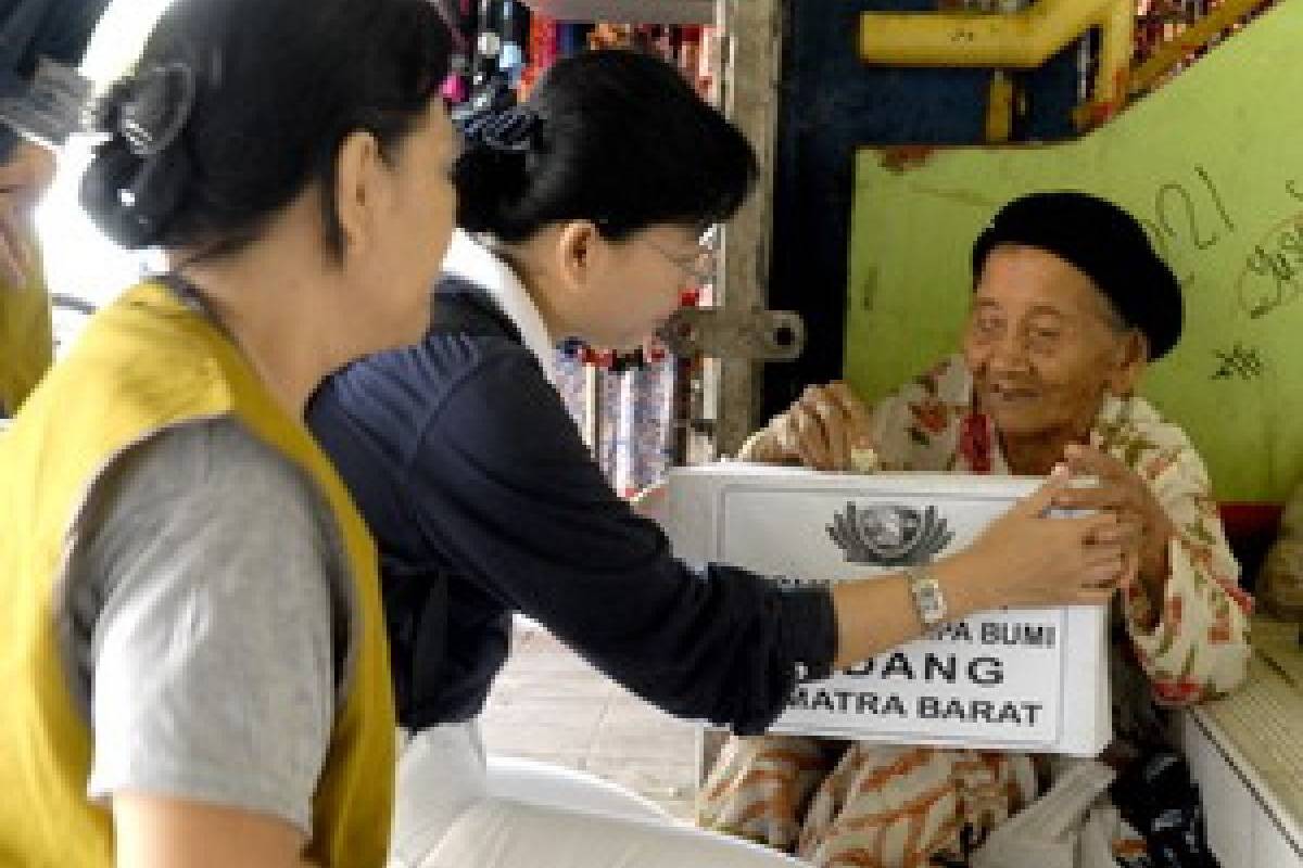 Nenek Ami yang Baik Hati