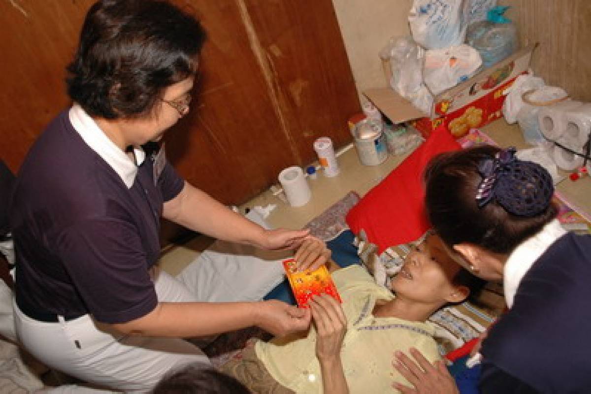 Terima Kasih <em>Angpau</em>nya