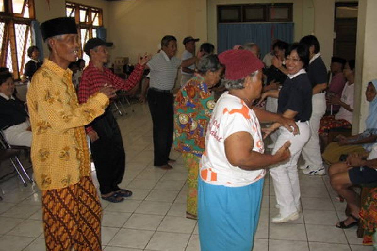 Memberi Kesejukan di Jiwa-jiwa yang Kering