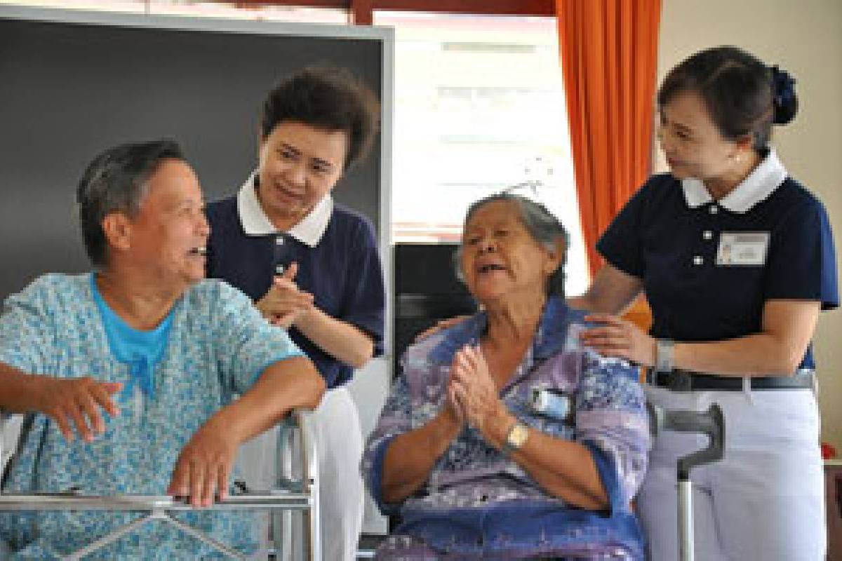 Sentuhan Hati Dalam Kunjungan Kasih