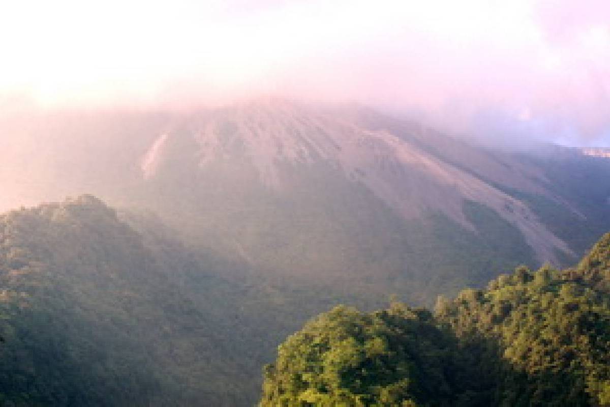 Merapi : Menyisakan Pertanyaan (Bag. 1)