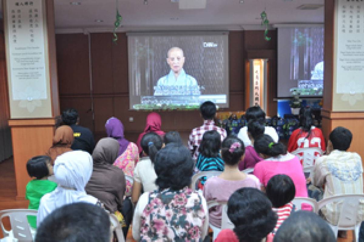 Berbagi Kasih Di Bulan Ramadhan