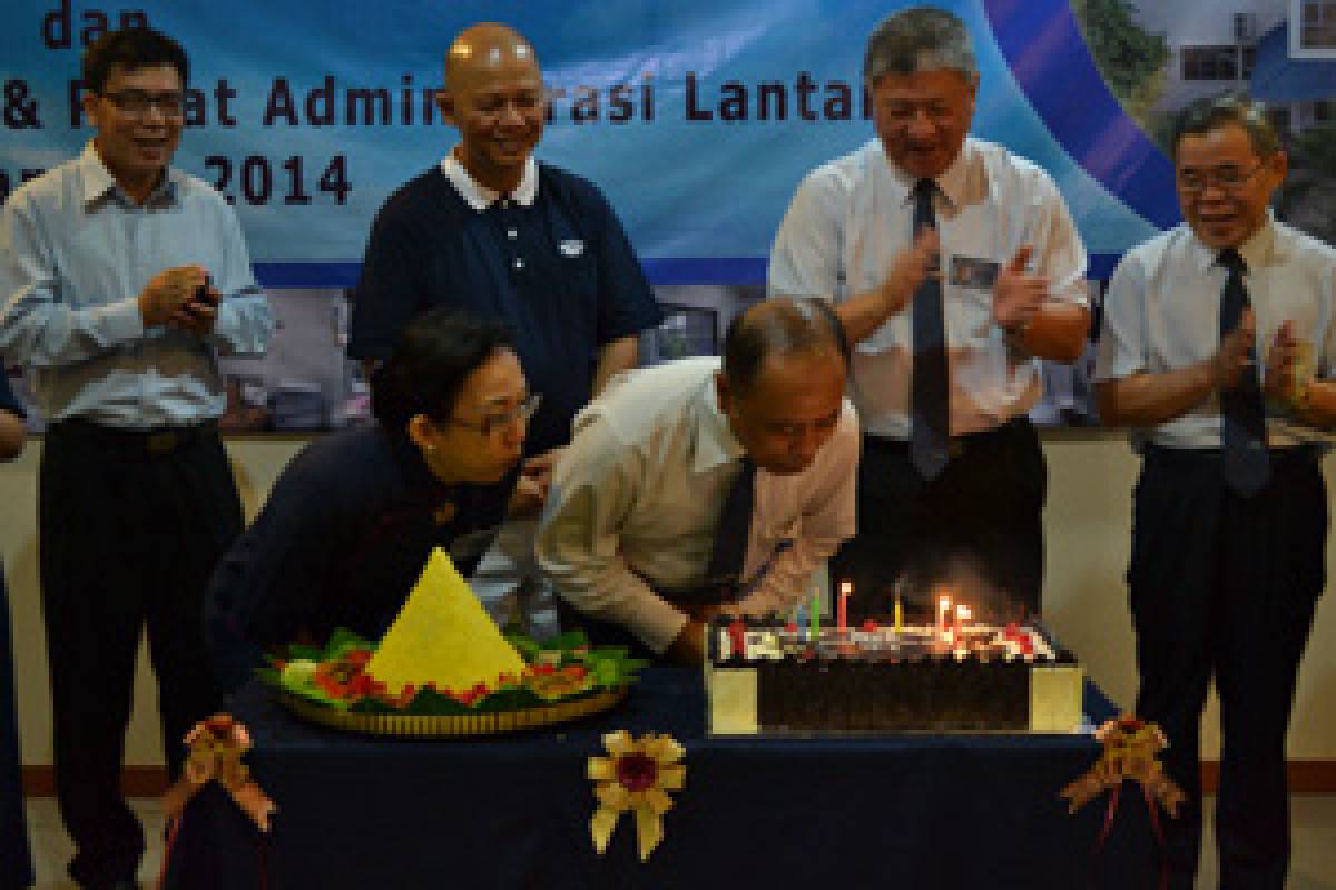 Lebih Giat Memberikan Pelayanan 