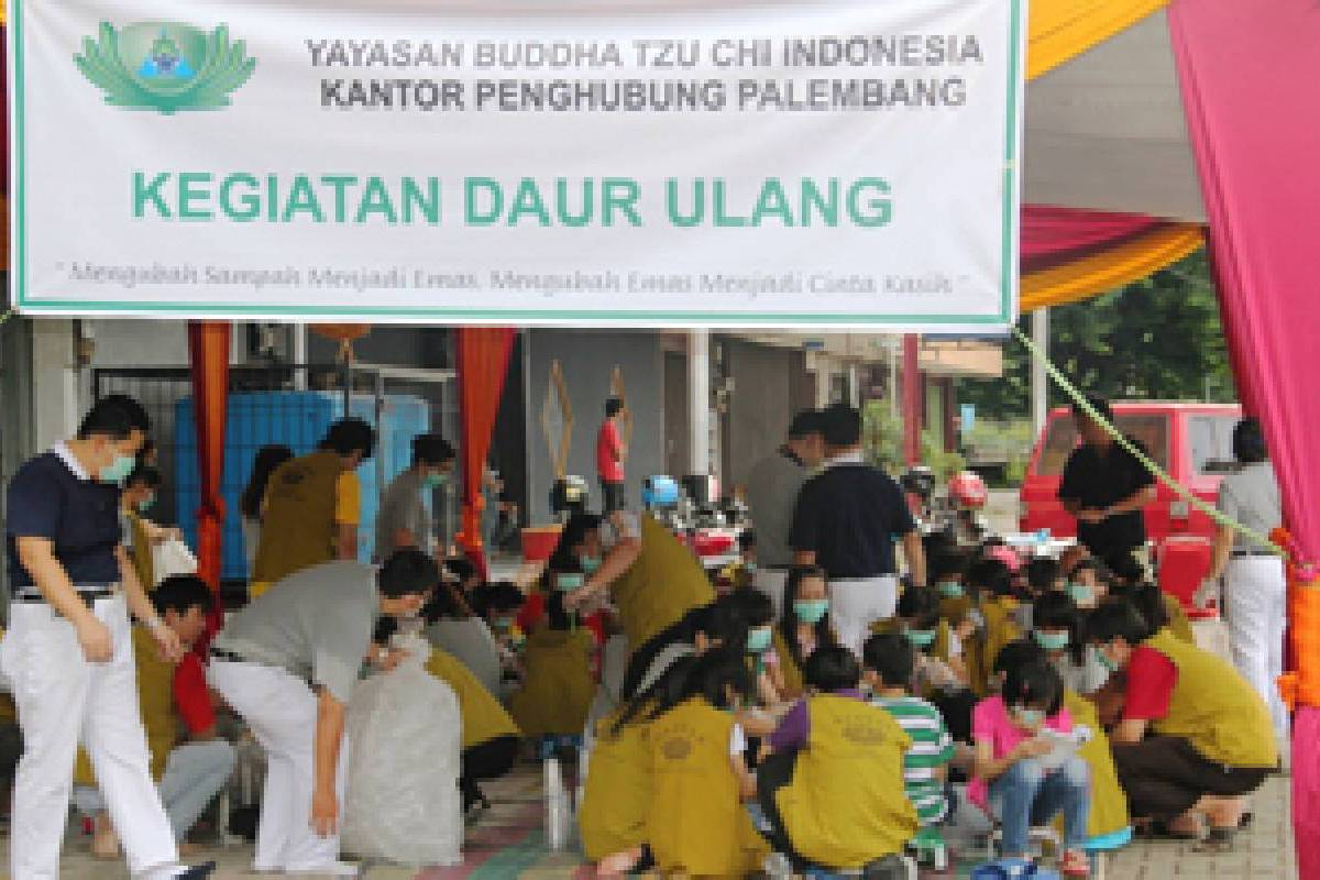 Sosialisasi dan Pelestarian Lingkungan 