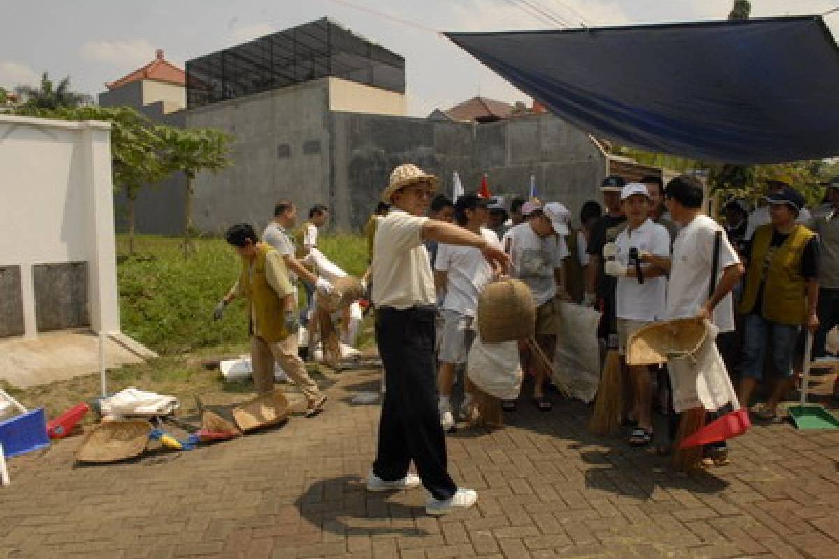 â€œ<em>Ayo</em> Kita Peduli Lingkungan!â€