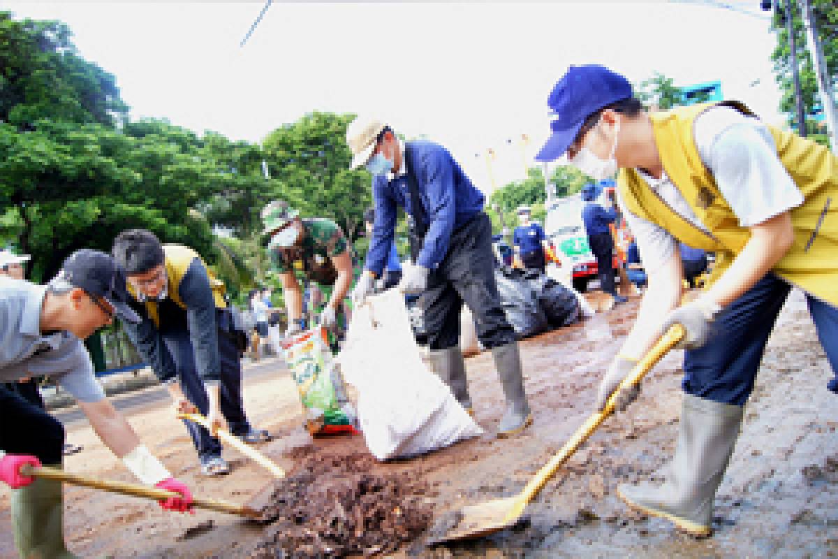 Banjir Jakarta: Bersih-bersih Pascabanjir