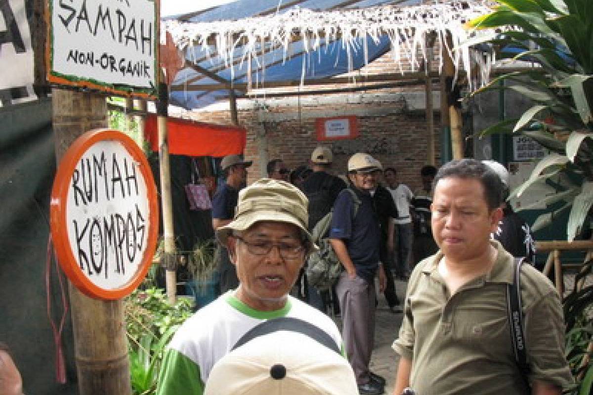 Peran Media Massa Terhadap Lingkungan