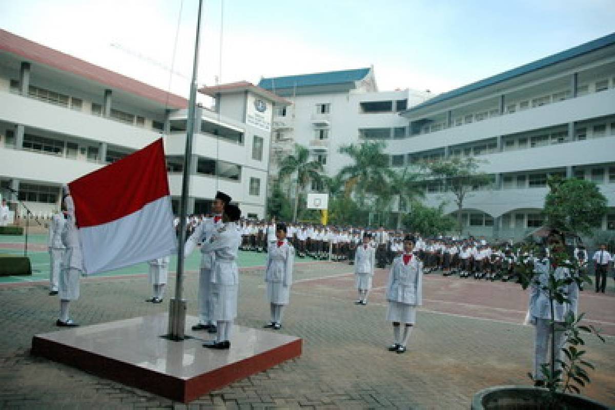 Hari Pertama Sekolah