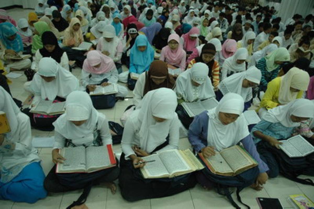 Siswa yang Berakhlak Baik dan Berbudi Pekerti